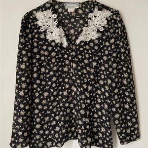 Vintage floral blouse with embroidery